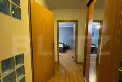 Apartament cu 4 camere semidecomandat, mobilat în Brâncoveanu