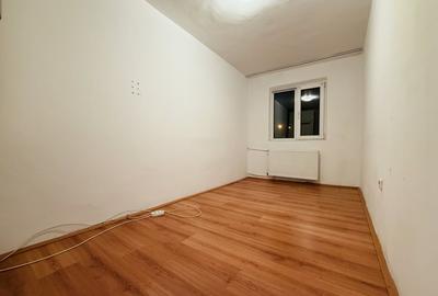 Apartament 3 camere,  semidecomandat, 50 mp, parter, zona Dacia - 5