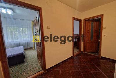 3 camere, decomandat, etaj 1, centrala, 1 Mai-Spital nr. 1 - 14