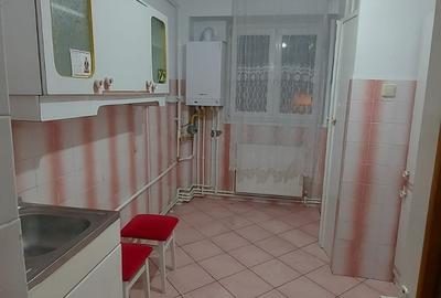 Apartament cu 3 camere decomandat în - 1