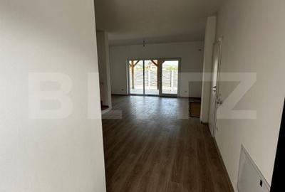 Casă cu 4 camere cu Teren 370 Mp în Central