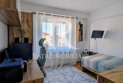 Apartament cu 3 camere decomandat, mobilat în Iosia