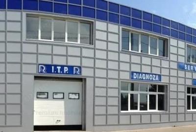 Spațiu comercial, de 550 mp, în Central - 3