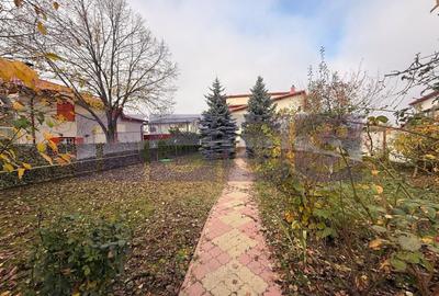 Casă individuală cu 7 camere cu Canalizare în Fundeni - 14