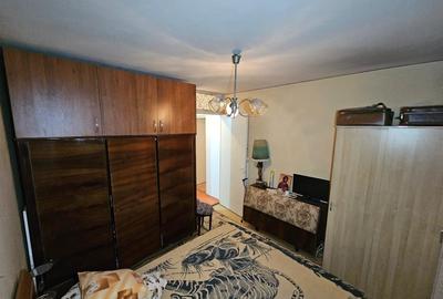 Apartament spațios cu 3 camere de vânzare - ideal pentru familie - 1