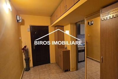 Apartament cu 2 camere în Rovine