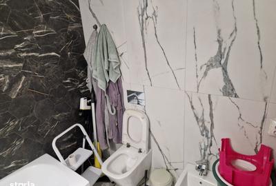 Casă cu 3 camere cu Teren 200 Mp în Central - 2