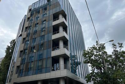 Birou, 939 mp în Gara de Nord