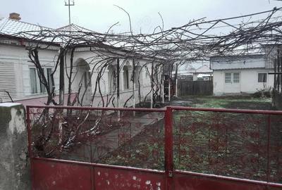 Vand casa in satul Strajescu jude?ul Vrancea - 1