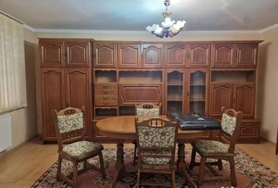 Apartament cu 4 camere decomandat în Traian - 10
