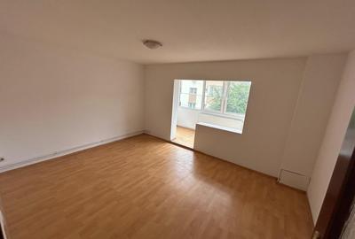 Soarelui,apartament 2 camere,40 mp,et 1/4,centrala,72000 euro - 2