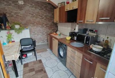 Casă cu 4 camere cu Teren 525 Mp în Tineretului - 4
