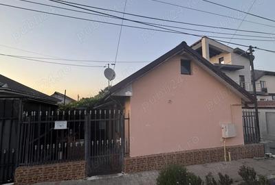 Casă cu 4 camere cu Teren 510 Mp în Năvodari