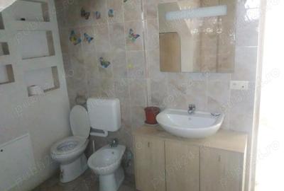 Casă cu 5 camere în Totoești - 2