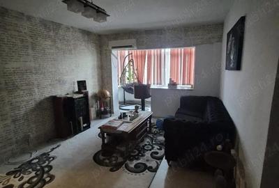 Apartament cu 4 camere decomandat în Central - 8