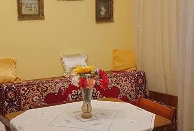 Apartament cu 3 camere în Decebal - 1