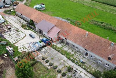 Clădire de depozitare cu locuință amenajată de vânzare în Bixad! - 5