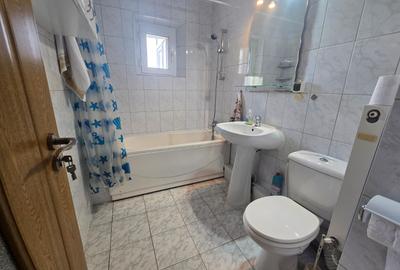 Apartament cu 2 camere decomandat, mobilat în Nicolina - 7