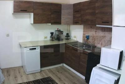 Casă cu 2 camere cu Teren 134 Mp în Central - 2