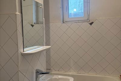 Apartament cu 2 camere decomandat în Central - 1