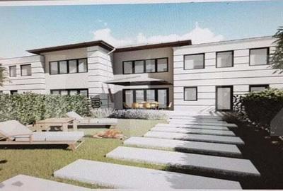 Casă cu 4 camere cu Teren 275 Mp în Central - 1