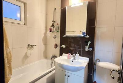 Apartament cu 3 camere decomandat în Micro 38 - 5