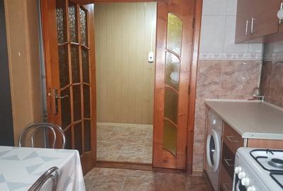 Apartament doua camere, mobilat si utilat, etaj unu, in Cornisa, langa Scoala 10 Apartament doua camere, mobilat si utilat, etaj unu, in Cornisa, langa Scoala 10 - 2