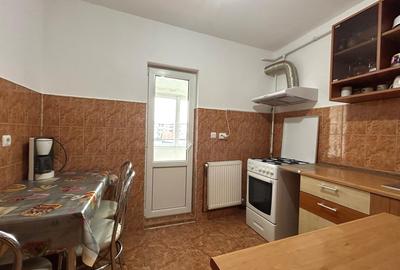 Apartament cu 2 camere decomandat, mobilat în Tolstoi - 3