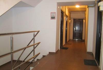 Garsonieră decomandată, mobilată în Vitan - 3