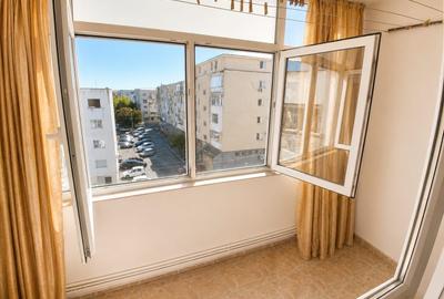 Apartament cu 3 camere decomandat în Sud - 3