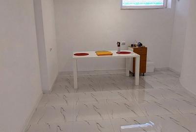 Apartament cu 3 camere decomandat în Central - 6