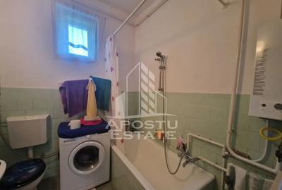 Casă cu 4 camere cu Teren 693 Mp în Central - 8