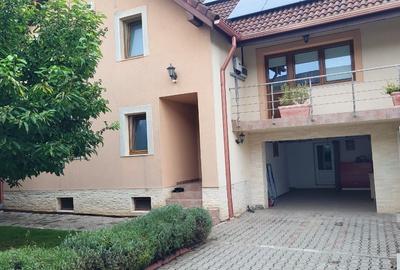 Casa de  vânzare casă tip duplex(1/2), în Alba Iulia –  spre Micești