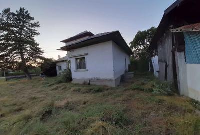 Casă cu 4 camere în Fâlfani - 7