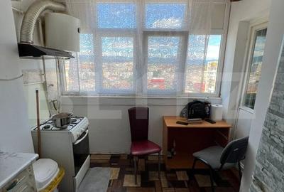 Apartament decomandat, 2 camere, zona Plopilor - 2