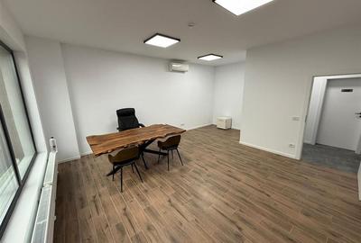 Birou, de 30 mp, în Central - 3