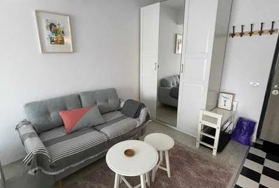 Garsoniera, 30 mp, decomandata, centrala, ac, metrou aproape, Aparatorii Patriei Garsoniera, 30 mp, decomandata, centrala, ac, metrou aproape, Aparatorii Patriei - 2