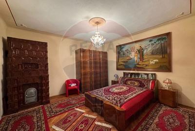 Casa cu 10 camere - ideala pentru pensiune, gradinita sau pt. locuit - 15