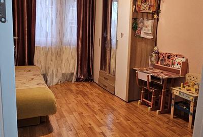 Apartament cu 4 camere decomandat în Cornitoiu - 8