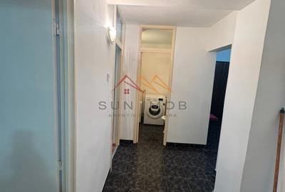 De inchiriat, zona centrala, apartament 3 camere, decomandat, 73 mp - 8