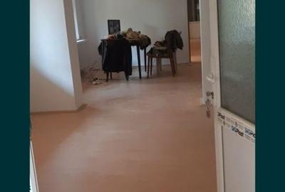 Casă cu 4 camere în Țânțăreni - 1