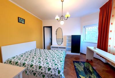 Piata Romana, 3 camere de vanzare, cu centrala - 10