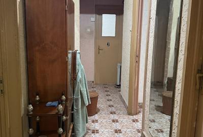 Apartament cu 3 camere decomandat în Calea București - 12