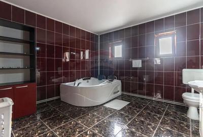 Casă cu 5 camere cu Piscina în Colonia Bod - 13