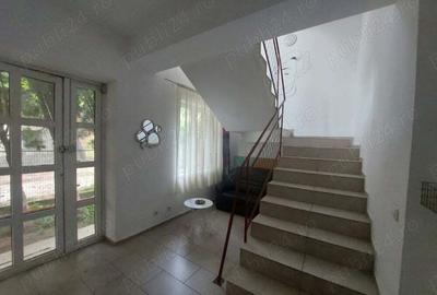 Inchiriere camere vila - 3