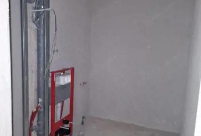 Apartament cu 3 camere decomandat în Săsar