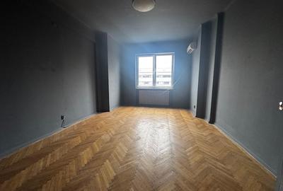 Apartament cu 3 camere semidecomandat în Magheru - 4