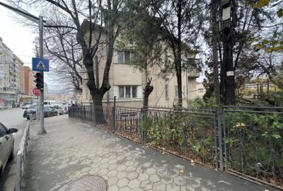 Spatiu comercial de la 75mp la 151mp si parcare, intersectie zona garii - 14