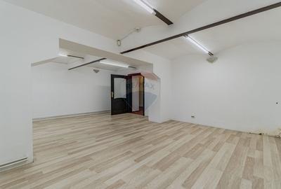 Apartament cu 5 camere în Centrul Civic - 10