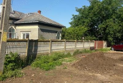 Casă cu 4 camere cu Teren 2500 Mp în Rotunda - 10